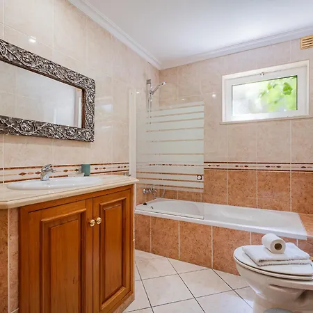 Villa Rosal By Signaturestays - Heated Pool Albufeira